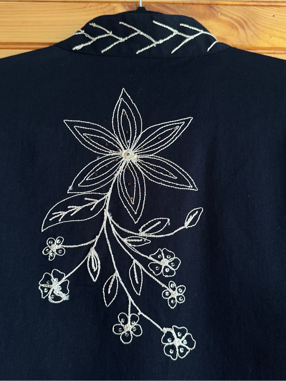 Embroidered Floral Jacket 1X Black Gold Beaded Boho Art to Wear Maximalist - Picture 8 of 14